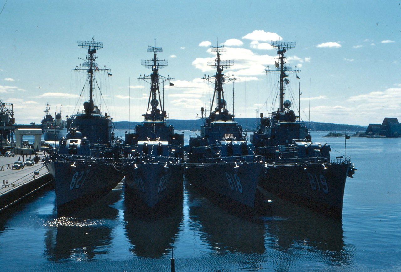 Photo -   USS New nest at pier in Oslo Norway 1962
